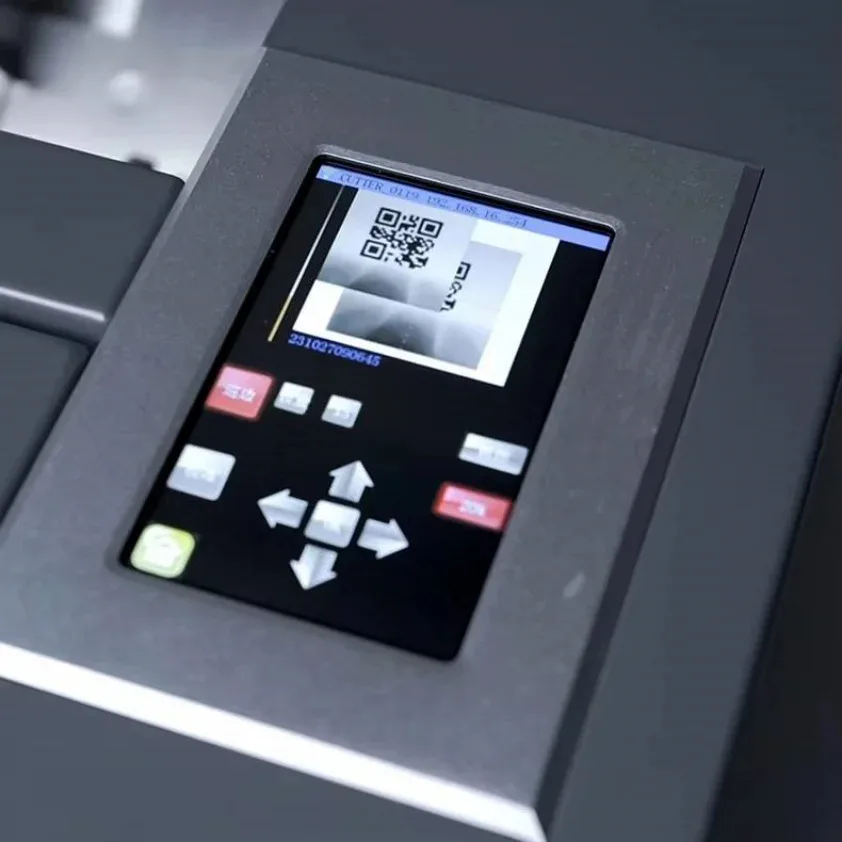 A3 MAX 4 PRO High Speed Auto Feeder Cutting Plotter - View 3