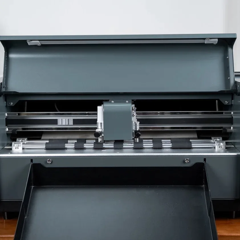 A3 MAX 4 PRO High Speed Auto Feeder Cutting Plotter - View 5